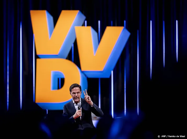 mark rutte asielinstroom moet substantieel omlaag