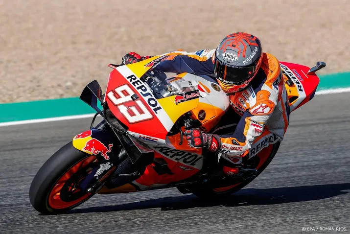 marquez mist eerste motogp race door hardnekkige armblessure