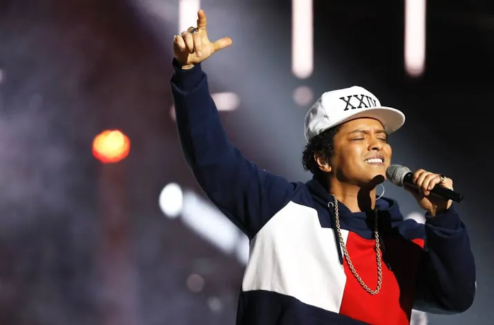 mars troeft lamar af bij grammys