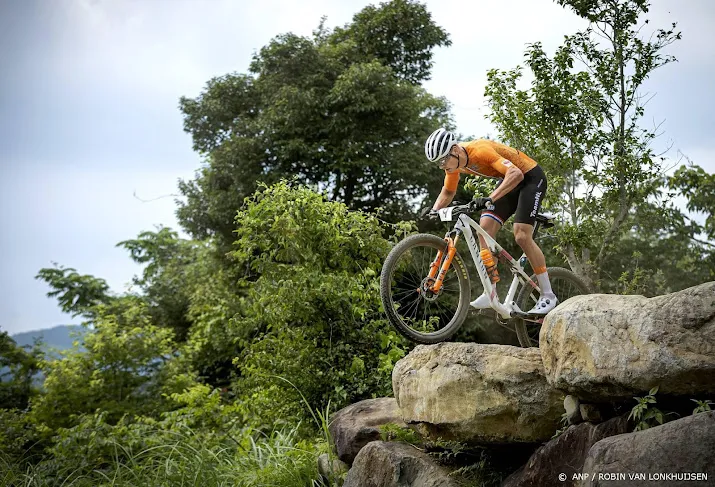 mathieu van der poel niet van start in benelux tour