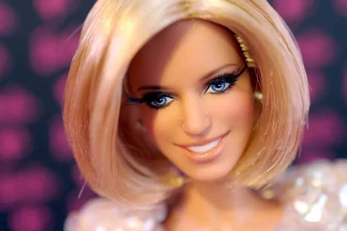 mattel brengt meer barbie poppen aan de man