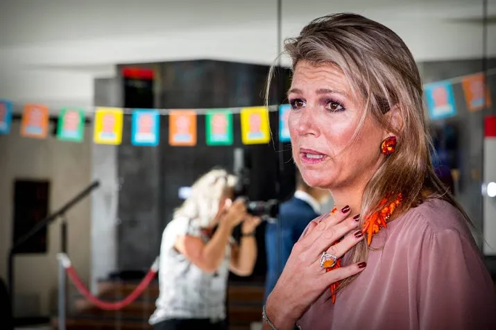 maxima gedachten gaan uit naar families