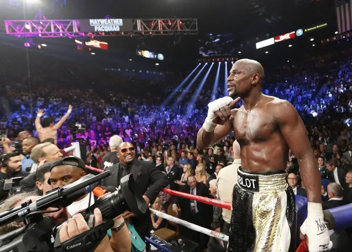 mayweather kondigt gevecht met pacquiao aan