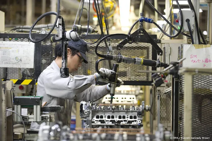 mazda legt fabrieken stil vanwege tekort aan onderdelen uit china