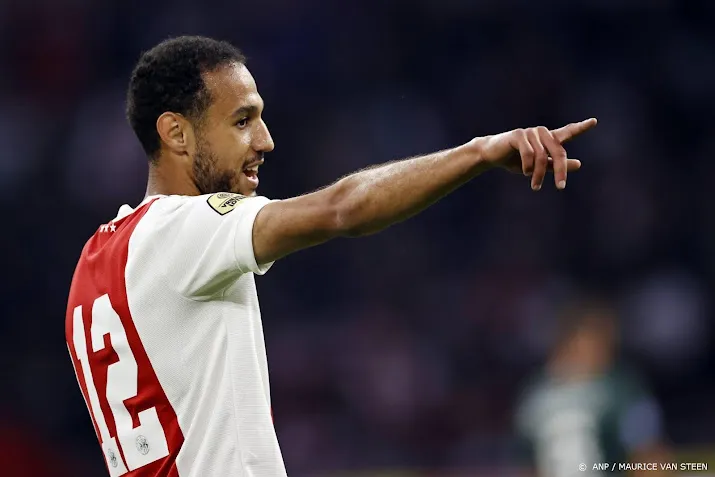 mazraoui hoopt dat hij eindelijk verlost blijft van blessureleed