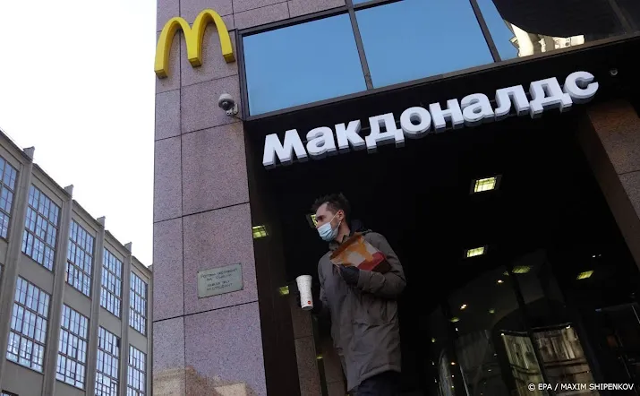 mcdonalds kondigt na ruim dertig jaar vertrek aan uit rusland