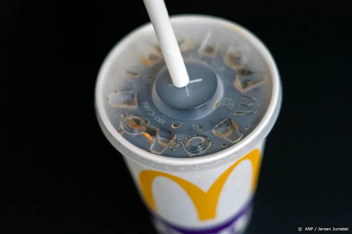 mcdonalds profiteert van drive thru en thuisbezorging