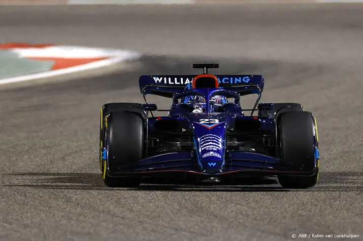 mclaren coureur albon krijgt gridstraf voor gp van australie