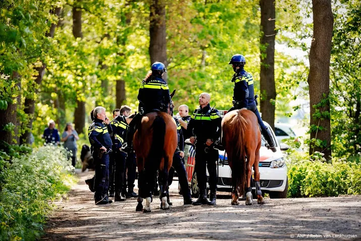 me arriveert bij varkensfokkerij