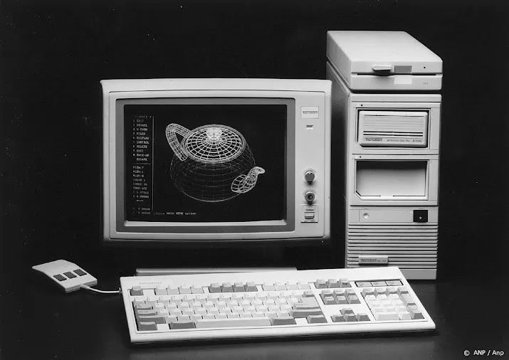 medeoprichter van intel gordon moore 94 overleden