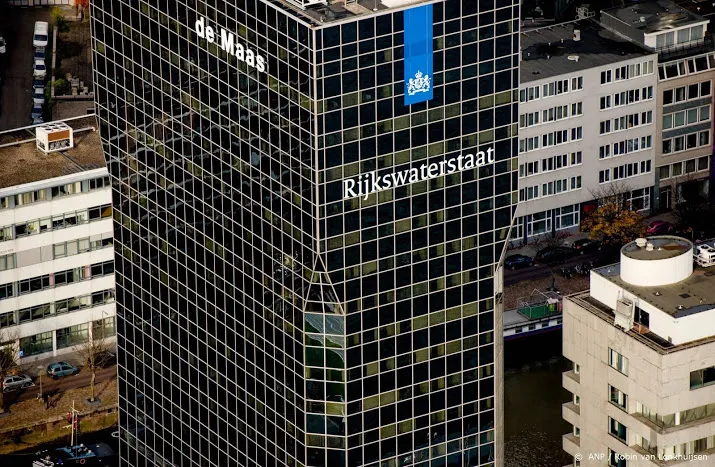medewerker pleegt fraude bij rijkswaterstaat