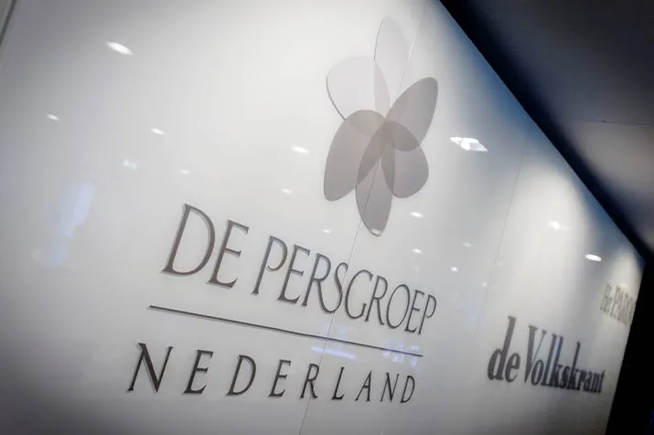 media dagvaarden eu om beschuldiging nepnieuws