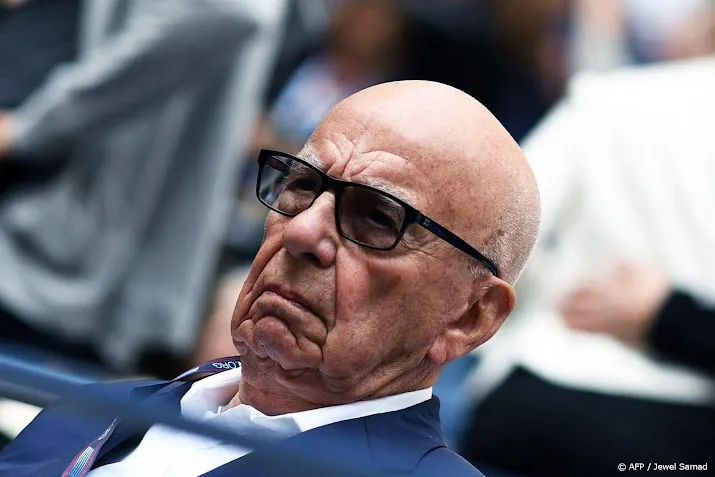 mediatycoon rupert murdoch met pensioen weg bij news corp en fox