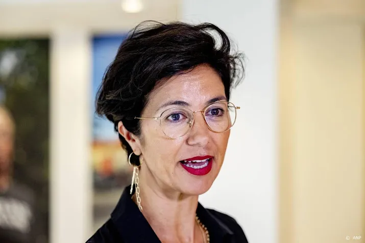 mediawaakhond motie over toekomst publieke bestel grote stap