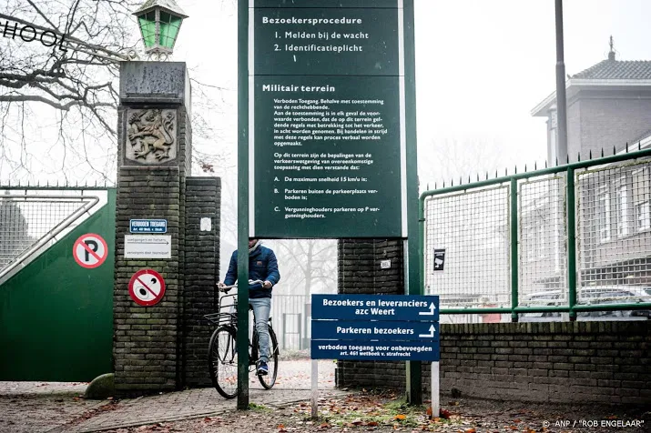 meer asielzoekers verdacht van diefstal meer geweld in azcs