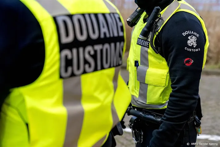meer dan 1200 kilo drugs onderschept in rotterdamse haven