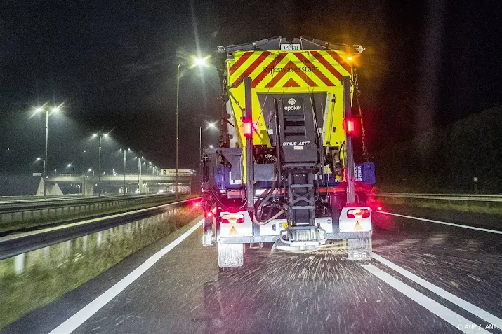meer dan 46 miljoen kilo zout gestrooid op wegen tegen gladheid