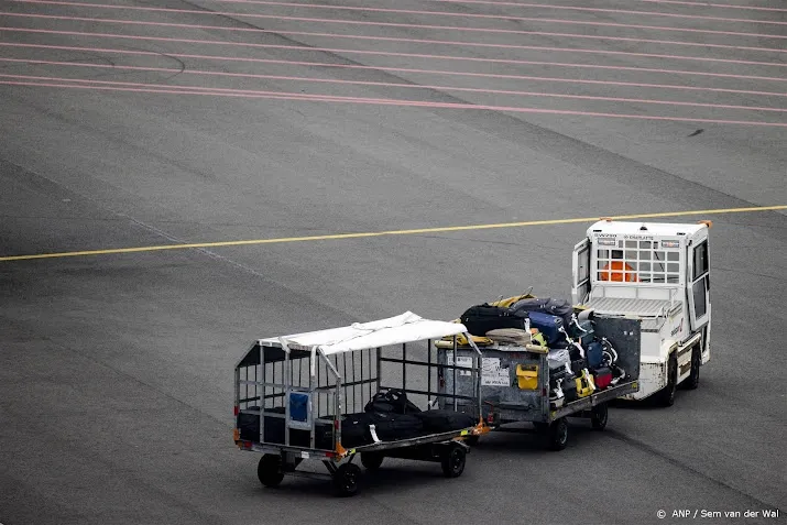 meer loon personeel swissport cargo ook voor onregelmatige uren