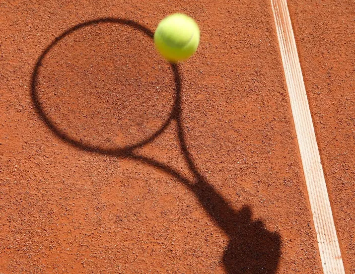 meer tempo in tennispartijen met shot clock