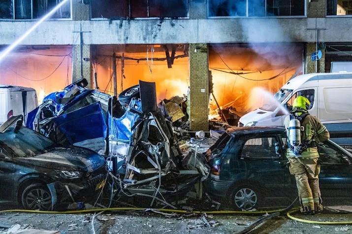 meerdere gewonden en veel schade door brand wooncomplex rotterdam