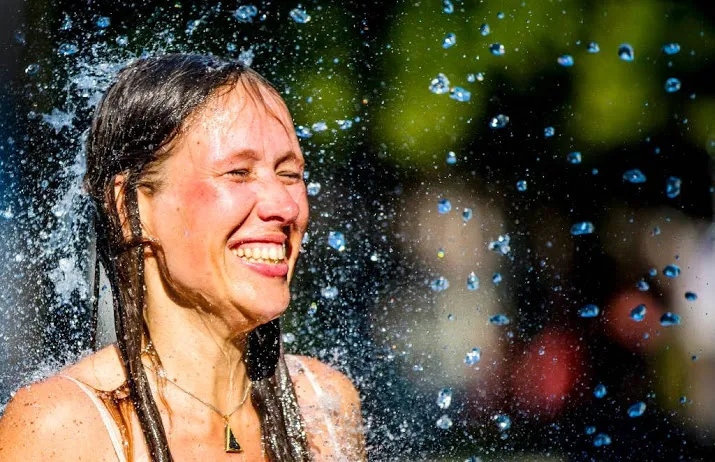 meeste mensen gaan gebukt onder de hitte