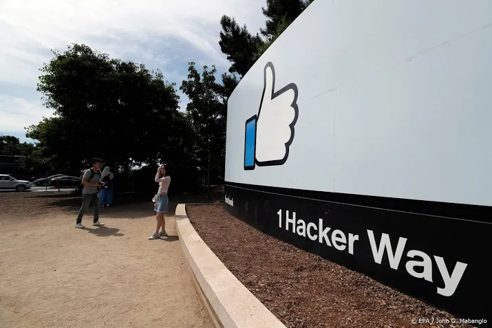 megaclaim dreigt voor facebook
