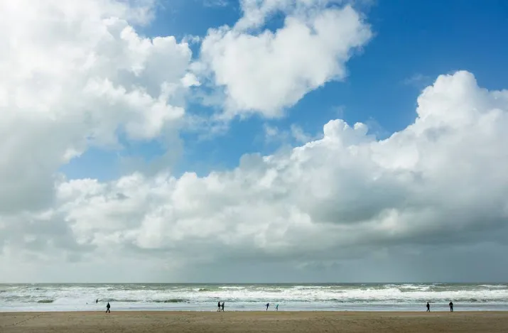 meivakantie weer wisselvallig en fris