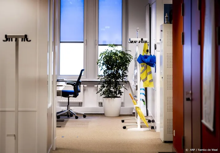 mensen met langdurige coronaklachten vaak niet aan het werk