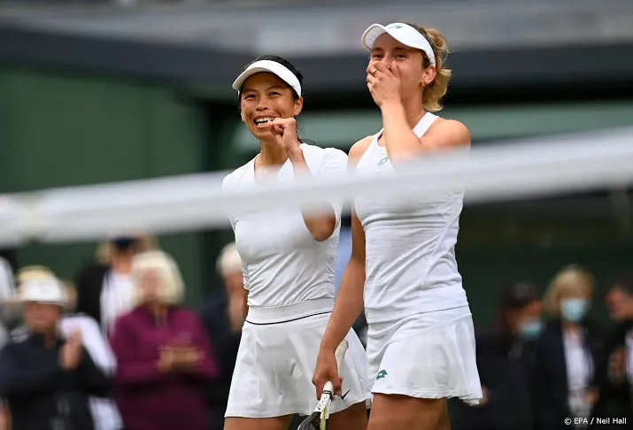 mertens en hsieh winnen vrouwendubbelspel op wimbledon