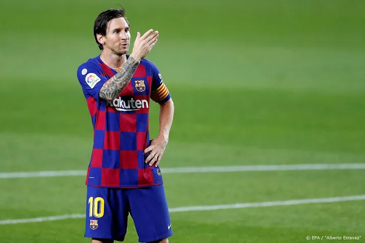 messi bereikt mijlpaal met 700e doelpunt