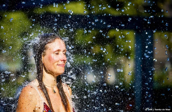 met 319 graden in de bilt officieel warmste 8 juli ooit gemeten