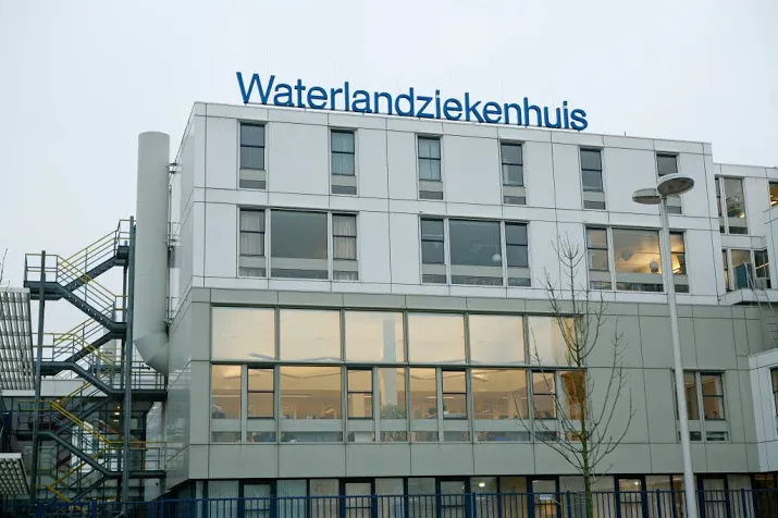 meteen naar huis met nieuwe schouder