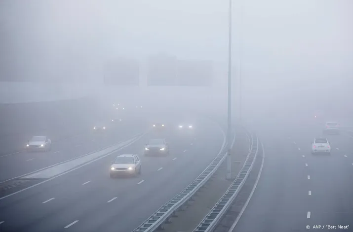meteorologische winter start met kou en mist
