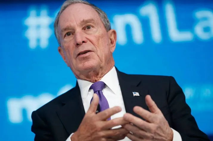 michael bloomberg lanceert chinees davos