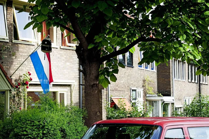 middelbare scholieren horen of ze geslaagd zijn voor eindexamen