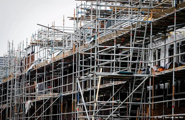 middelgrote gemeenten willen 65 000 woningen bouwen