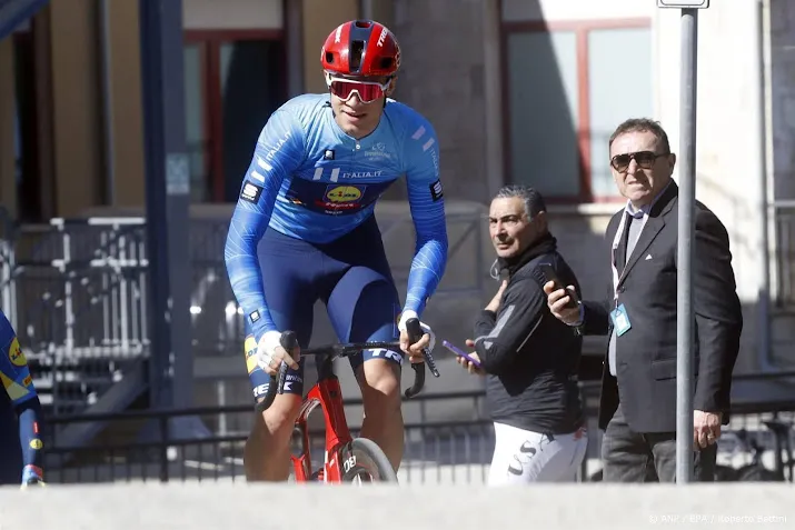 milan wint slotrit tirreno adriatico eindzege vingegaard
