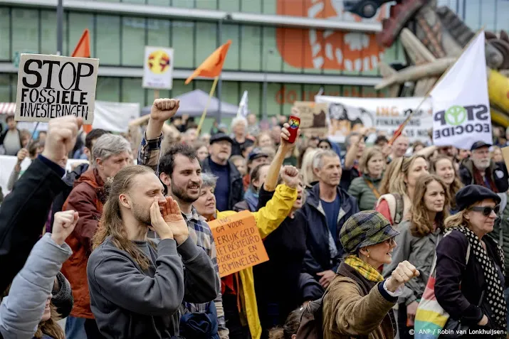 milieuactivisten gaan zich ook roeren bij vergadering rabobank