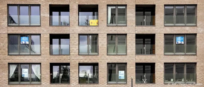 minder transacties en lagere huurprijzen in vrije sector