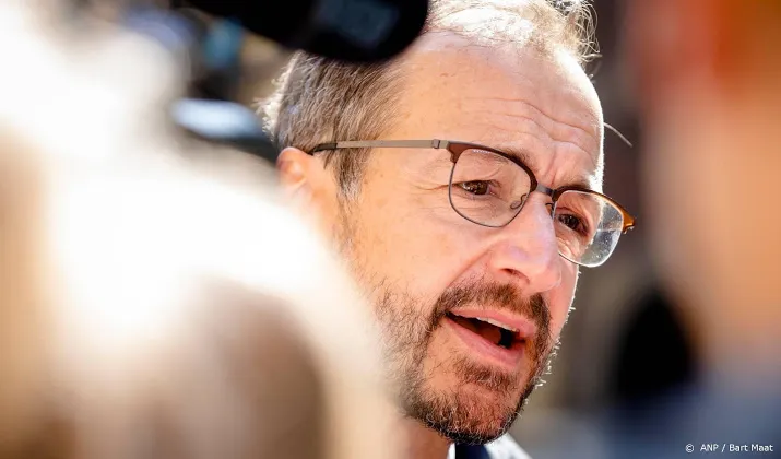 minister aardbeving heftig voor bewoners