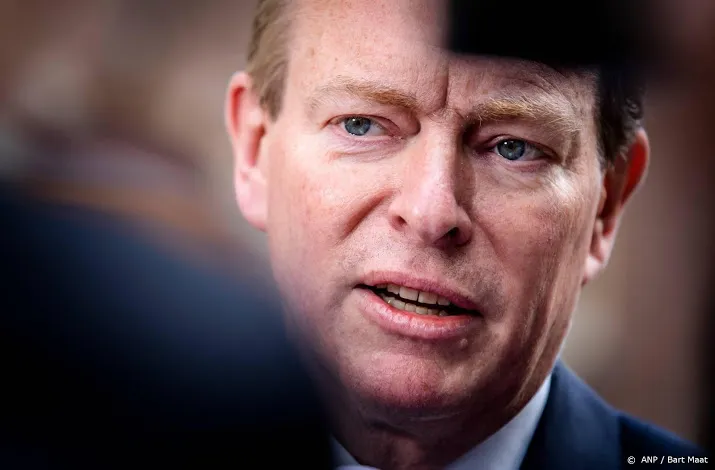minister apotheker mag duur medicijn namaken