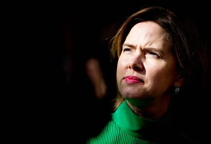 minister bezorgd om kwetsbare oudere fietser