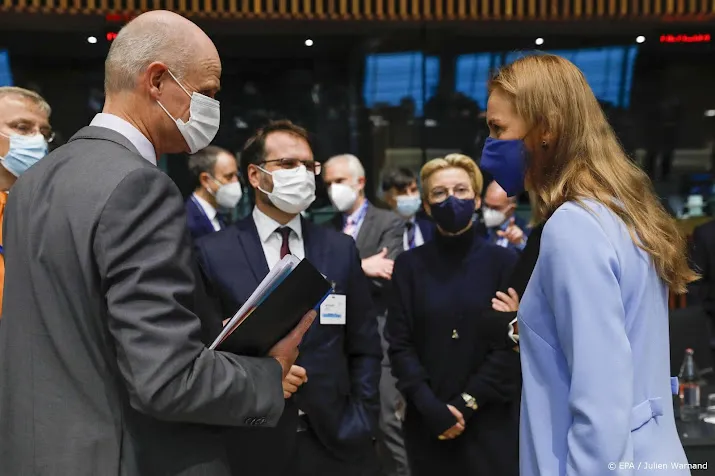minister blok tevreden met resultaat eu overleg energieprijzen