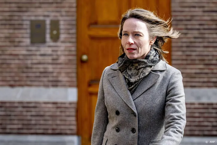 minister bruins slot en kamer worstelen met herstel vertrouwen
