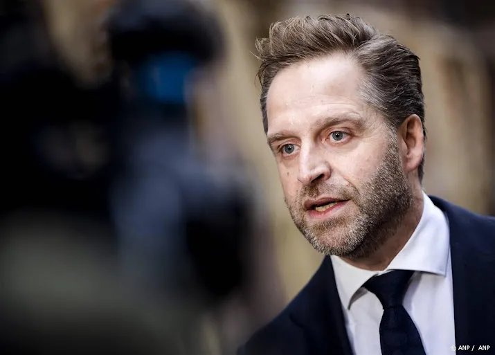 minister de jonge nieuw discriminatiemeldpunt is stap voorwaarts