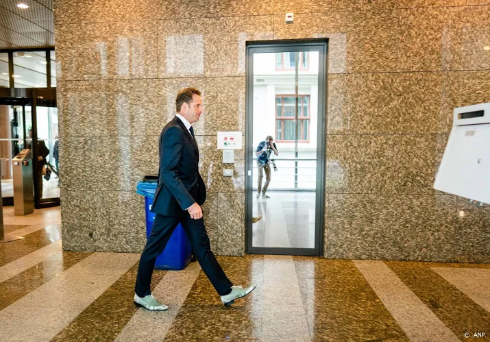 minister de jonge strenger zijn tegen uitsteller coronatest
