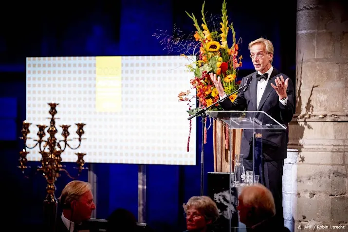 minister dijkgraaf onderwijsstage vaak onbetaald moet anders
