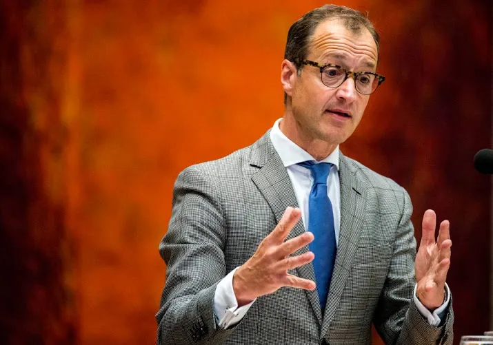 minister geen schimmigheid rond gasdeal