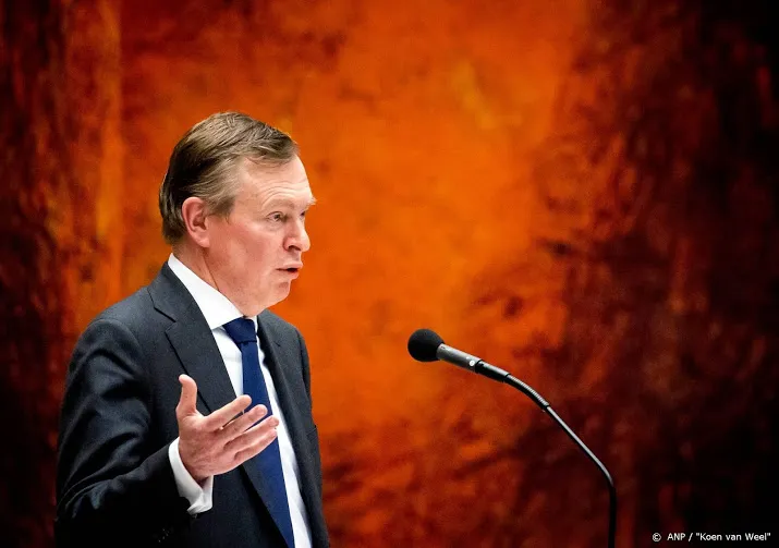minister komt met advertenties voor corona telefoonnummer