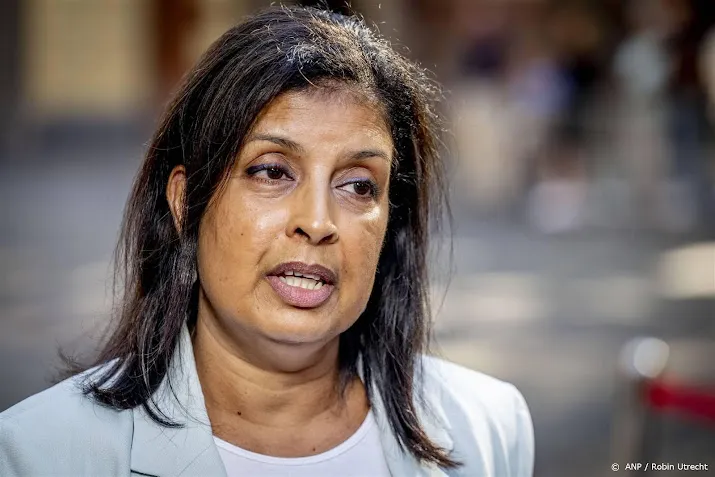 minister paul extra geld naar kinderen met problemen thuis